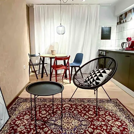 Apartamento Re-imagined 90s Suit, Next To Vitosha Blvd. *
